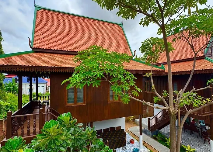 Sala Khmer - Traditional Wooden House & Garden 暹粒